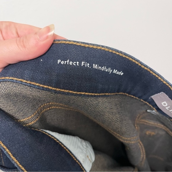 DL1961 Mara Ankle Mid Rise Instasculpt Ankle Jeans Size 32 - Picture 7 of 14